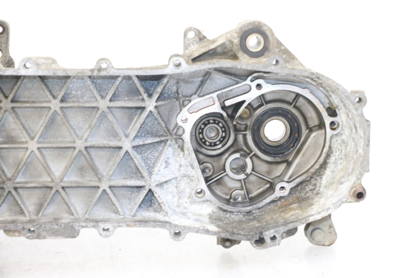 photo de UNTERER MOTORBLOCK PIAGGIO TYPHOON 80 (1994 - 1997) - Details der Befestigungspunkte