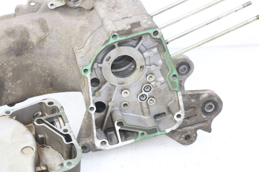 photo de MOTORBLOCK-UNTERTEIL PEUGEOT V-CLIC VCLIC 50 (2007 - 2013) - Qualität der Gebrauchtware