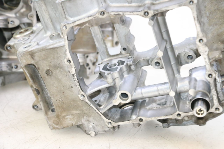 photo de KURBELGEHÄUSE HONDA VFR FI RC46 800 (1998 - 2001) - Oberflächenzustand und Material
