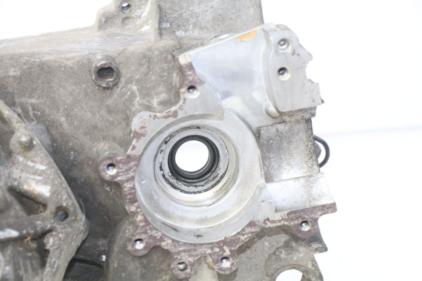 photo de UNTERER MOTORBLOCK PEUGEOT VIVACITY NEW 2T 50 (2008 - 2017) - Detaillierte Sichtprüfung