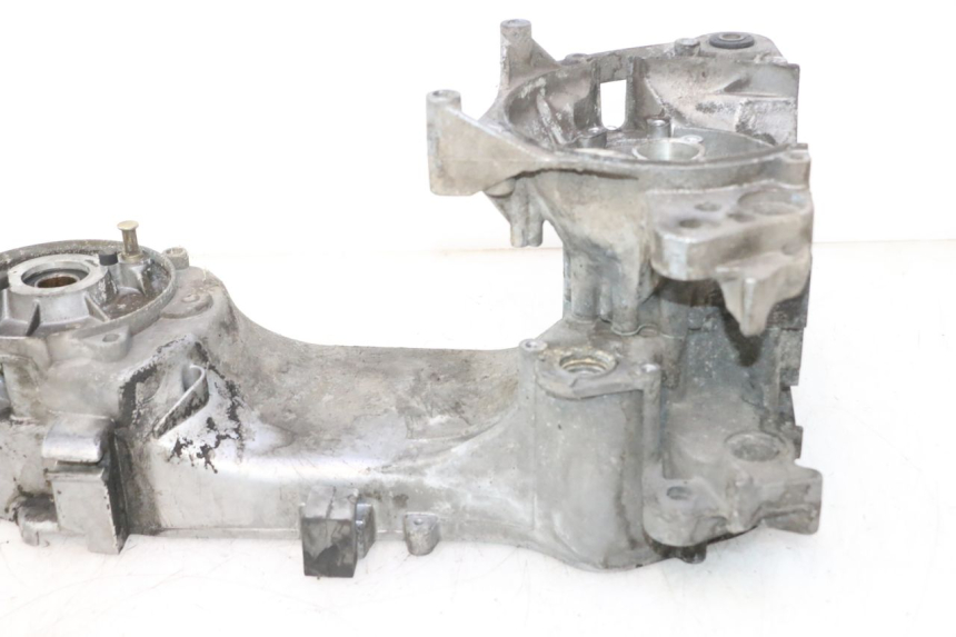 photo de UNTERER MOTORBLOCK PEUGEOT VIVACITY NEW 2T 50 (2008 - 2017) - Zoom auf Gebrauchszustand