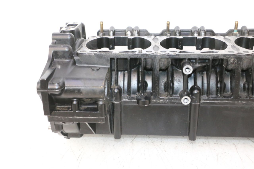 photo de KURBELGEHÄUSE YAMAHA WAVE RUNNER GP R 1200 (2000 - 2003) - Fokus auf die Struktur