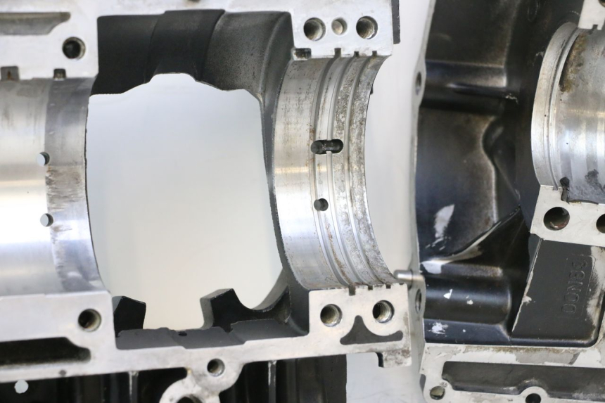 photo de KURBELGEHÄUSE YAMAHA WAVE RUNNER GP R 1200 (2000 - 2003) - Geprüftes Gebrauchtteil