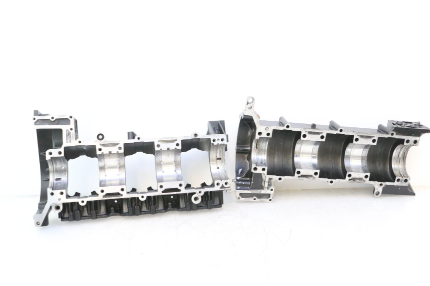 photo de KURBELGEHÄUSE YAMAHA WAVE RUNNER GP R 1200 (2000 - 2003) - Charakteristische Merkmale