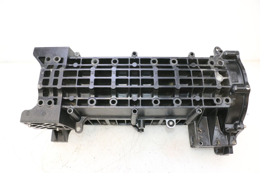 photo de KURBELGEHÄUSE YAMAHA WAVE RUNNER GP R 1200 (2000 - 2003) - Oberflächenzustand und Material