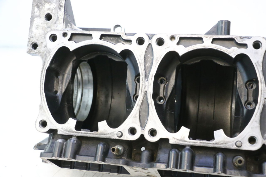 photo de KURBELGEHÄUSE YAMAHA WAVE RUNNER GP R 1200 (2000 - 2003) - Geprüftes Gebrauchtteil