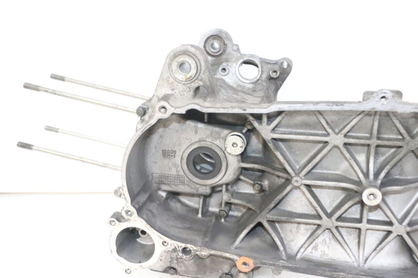 photo de UNTERER MOTORBLOCK YAMAHA XMAX X-MAX 125 (2006 - 2009) - Hochauflösende Nahaufnahme