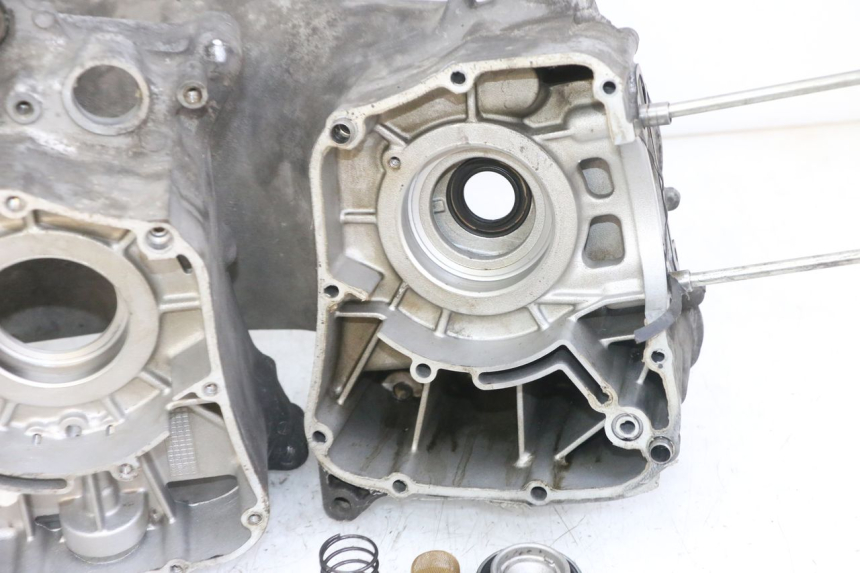 photo de UNTERER MOTORBLOCK YAMAHA XMAX X-MAX 125 (2006 - 2009) - Detailansicht des Bauteils