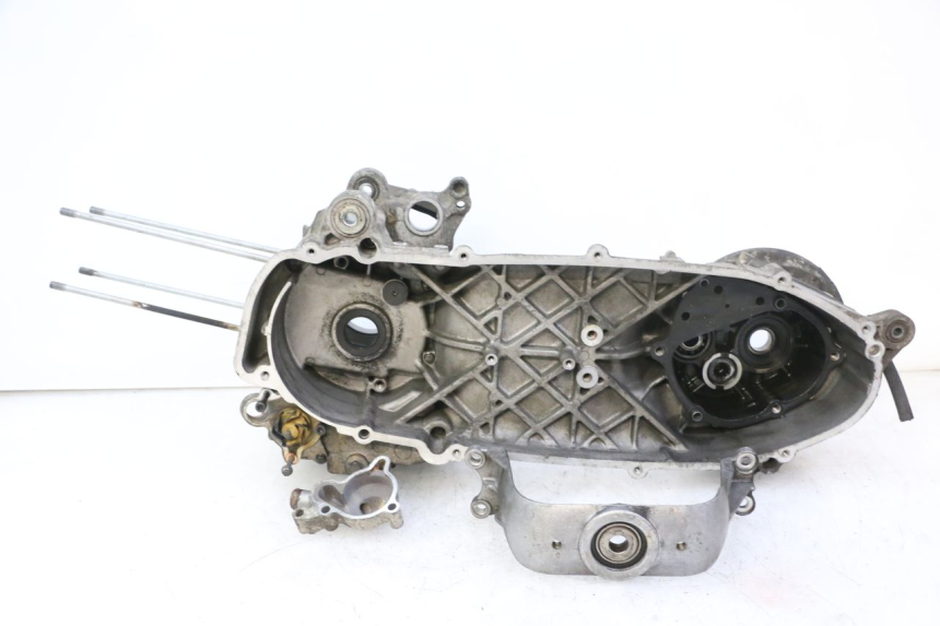 photo de UNTERER MOTORBLOCK YAMAHA X-MAX XMAX 250 (2006 - 2009) - Alternativer Blickwinkel