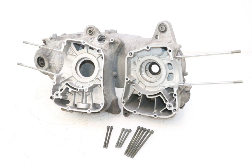 photo de UNTERER MOTORBLOCK YAMAHA XMAX X-MAX 125 (2006 - 2009) - Detailansicht des Bauteils