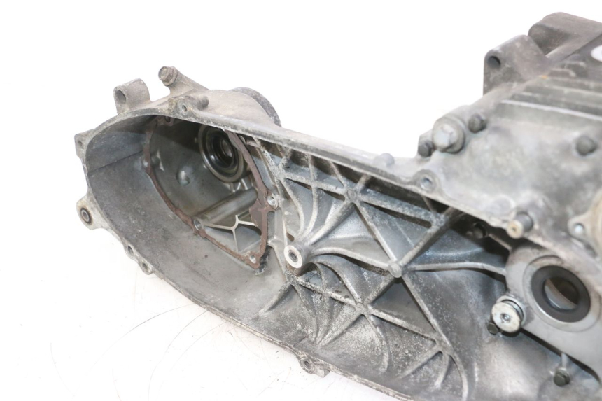 photo de UNTERER MOTORBLOCK YAMAHA XMAX X-MAX 125 (2006 - 2009) - Zoom auf Gebrauchszustand