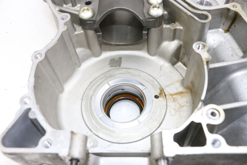 photo de KURBELGEHÄUSE YAMAHA XP T-MAX TMAX 500 (2008 - 2012) - Details der Befestigungspunkte