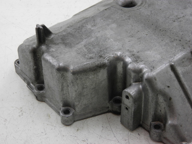 photo de KURBELGEHÄUSE YAMAHA FJR 1300 (2004 - 2005) - Details der Befestigungspunkte