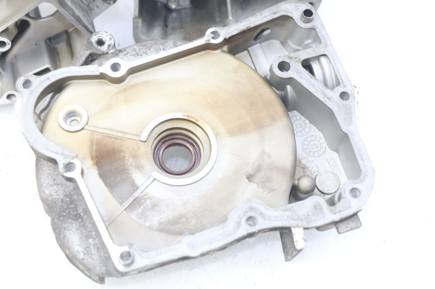 photo de UNTERER MOTORBLOCK YAMASAKI YM T 125 (2015 - 2020) - Detaillierte Sichtprüfung
