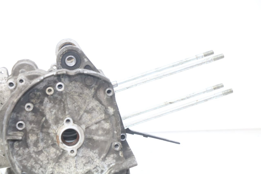 photo de UNTERER MOTORBLOCK YAMASAKI YM T 125 (2015 - 2020) - Oberflächenzustand und Material