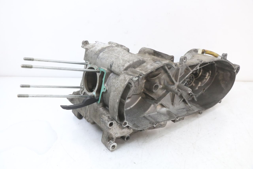 photo de UNTERER MOTORBLOCK YAMAHA YP MAJESTY 125 (2002 - 2006) - Technische Nahaufnahme