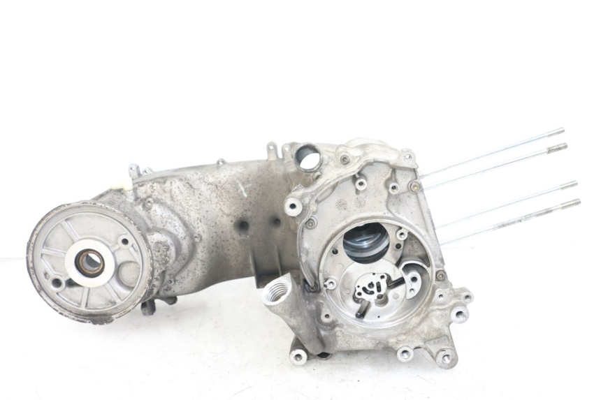 photo de UNTERER MOTORBLOCK YAMAHA YP MAJESTY 125 (2002 - 2006) - Oberflächenzustand und Material