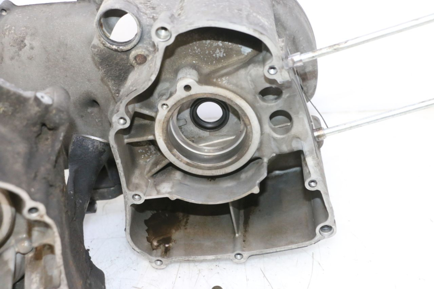photo de KURBELGEHÄUSE YAMAHA YP MAJESTY 125 (1998 - 2001) - Fokus auf die Struktur