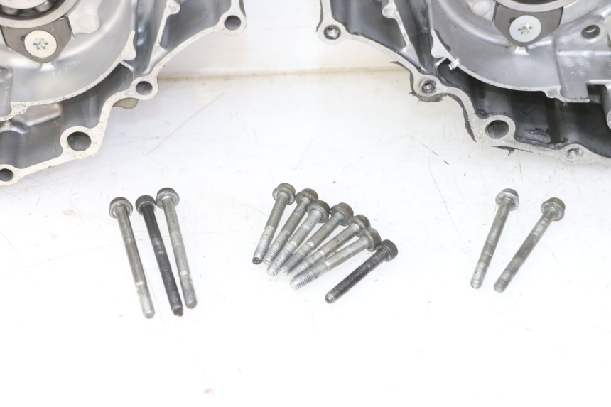 photo de KURBELGEHÄUSE YAMAHA YZ-F YZF 250 (2014 - 2018) - Fokus auf die Struktur