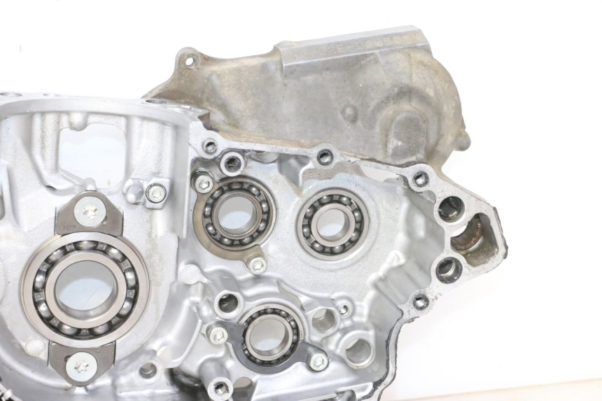 photo de KURBELGEHÄUSE YAMAHA YZ-F YZF 250 (2014 - 2018) - Alternativer Blickwinkel