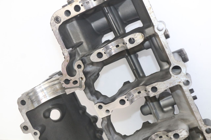 photo de MOTORBLOCK-UNTERTEIL YAMAHA YZF R1 1000 (2007 - 2008) - Detaillierte Sichtprüfung