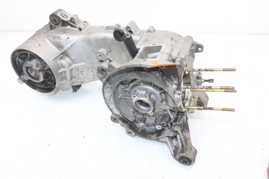 photo de KURBELGEHÄUSE PIAGGIO ZIP 2T 50 (2009 - 2019) - Oberflächenzustand und Material