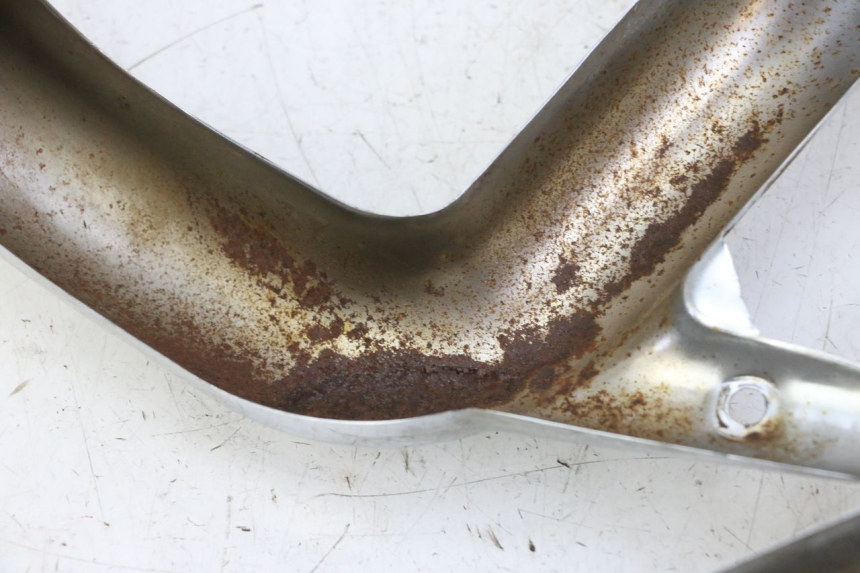 photo de Auspuffkrümmer HYOSUNG GV AQUILA 125 (2000 - 2009) - Zoom auf Gebrauchszustand