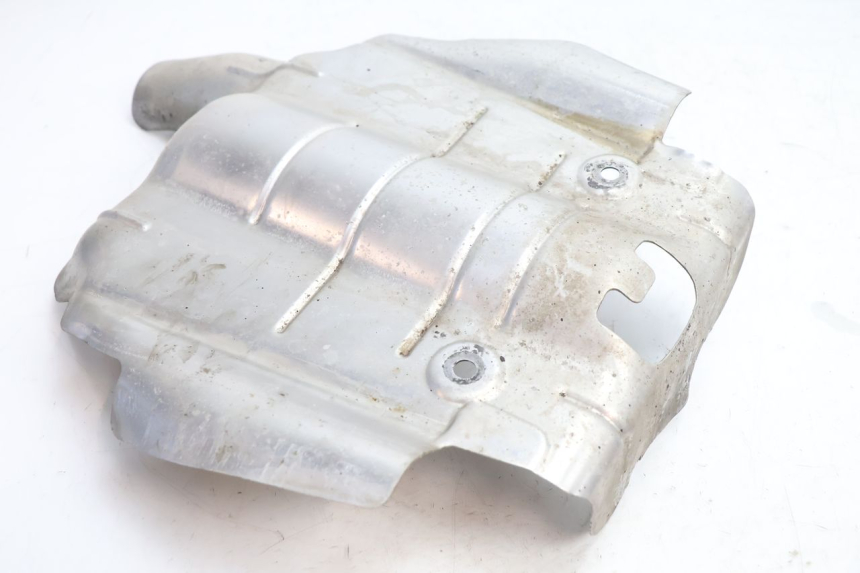 photo de AUSPUFFBLENDE SUZUKI GSR 600 (2005 - 2012) - Detailansicht des Bauteils