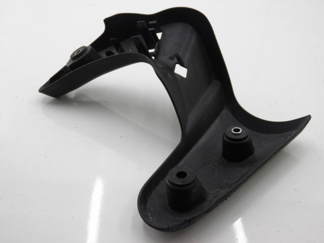 photo de AUSPUFFBLENDE HONDA FES S-WING SWING 125 (2007 - 2015) - Detailansicht des Bauteils