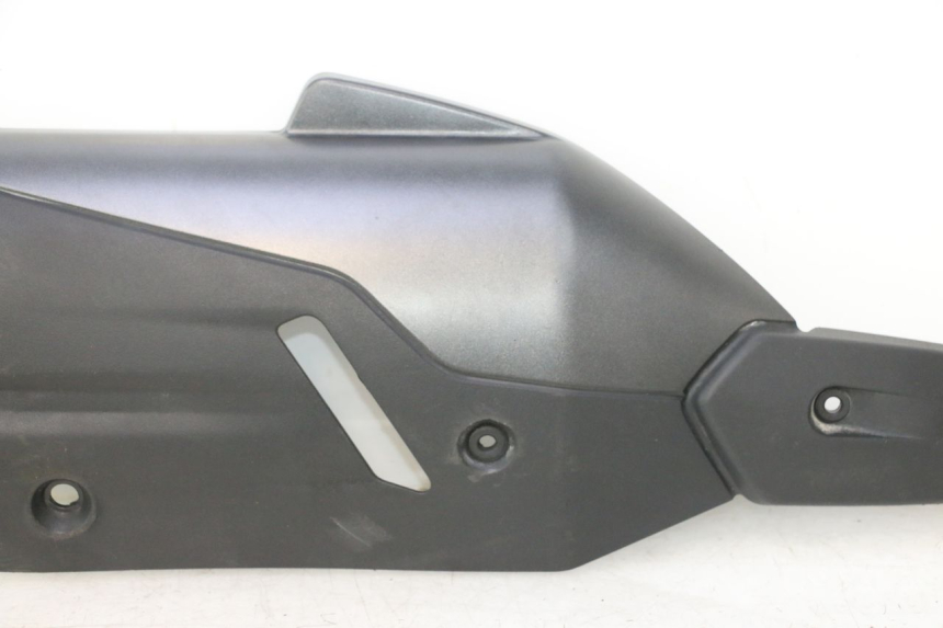photo de AUSPUFFBLENDE PIAGGIO MP3 HPE 530 (2022 - 2026) - Charakteristische Merkmale