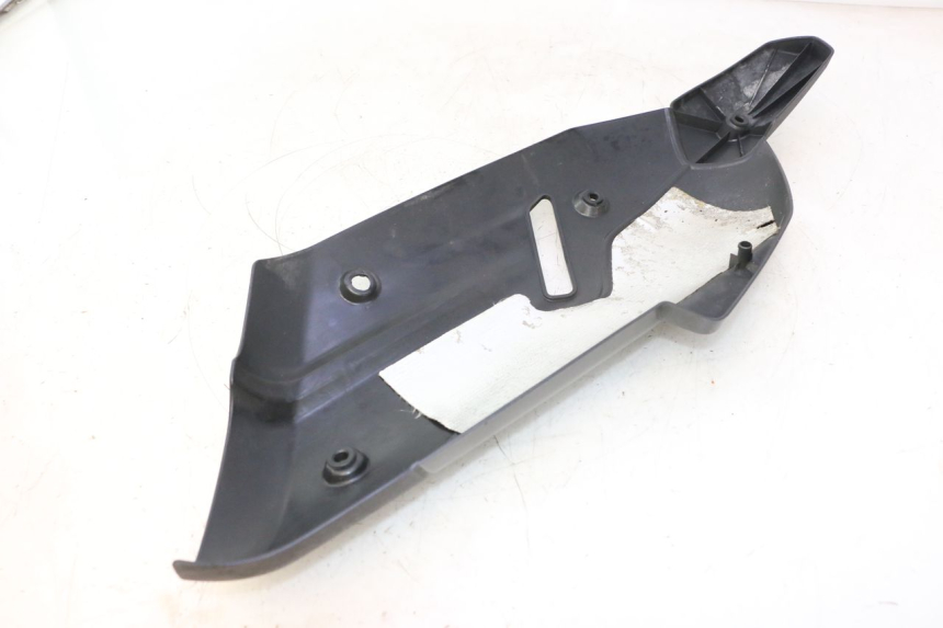 photo de AUSPUFFBLENDE PIAGGIO MP3 HPE 530 (2022 - 2026) - Technische Nahaufnahme