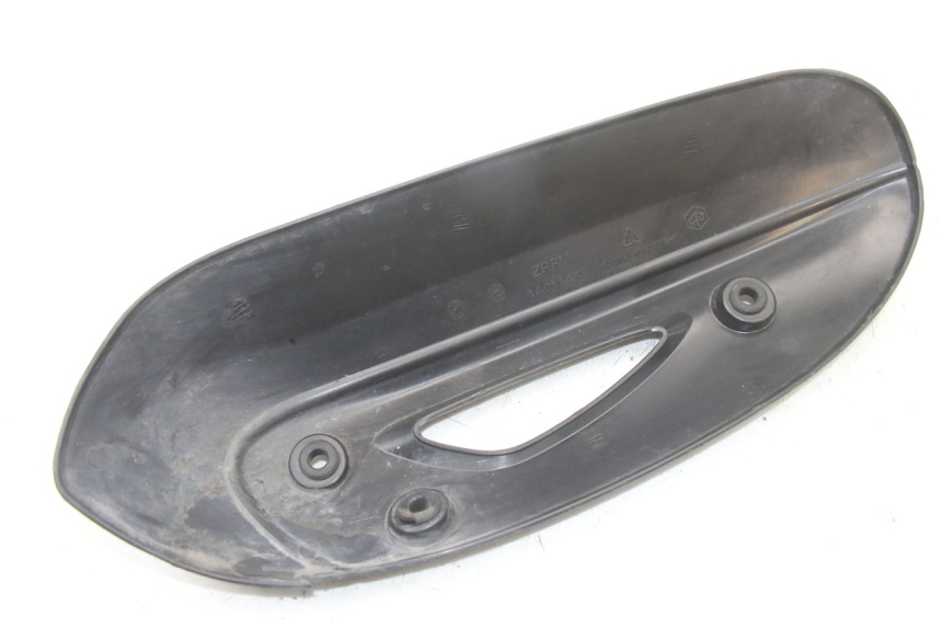 photo de AUSPUFFBLENDE PIAGGIO ZIP 4T 50 (2018 - 2020) - Oberflächenzustand und Material