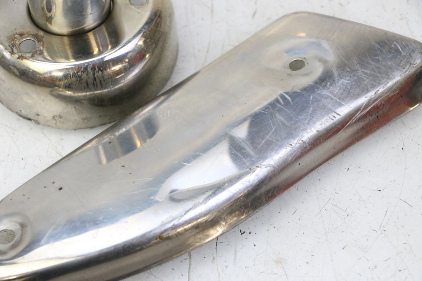 photo de AUSPUFFBLENDE PEUGEOT V-CLIC VCLIC 50 (2007 - 2013) - Zoom auf Gebrauchszustand