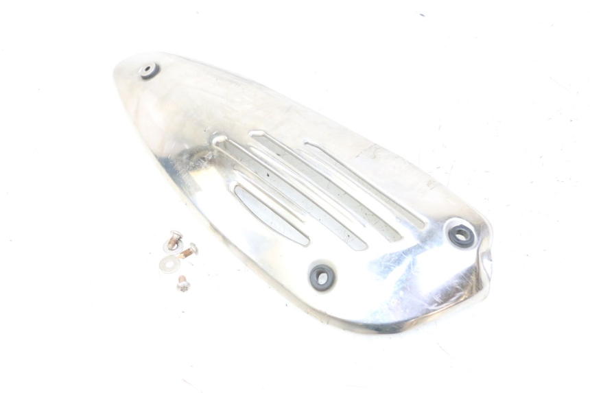 photo de AUSPUFFBLENDE PIAGGIO VESPA S 2T 50 (2007 - 2014) - Oberflächenzustand und Material