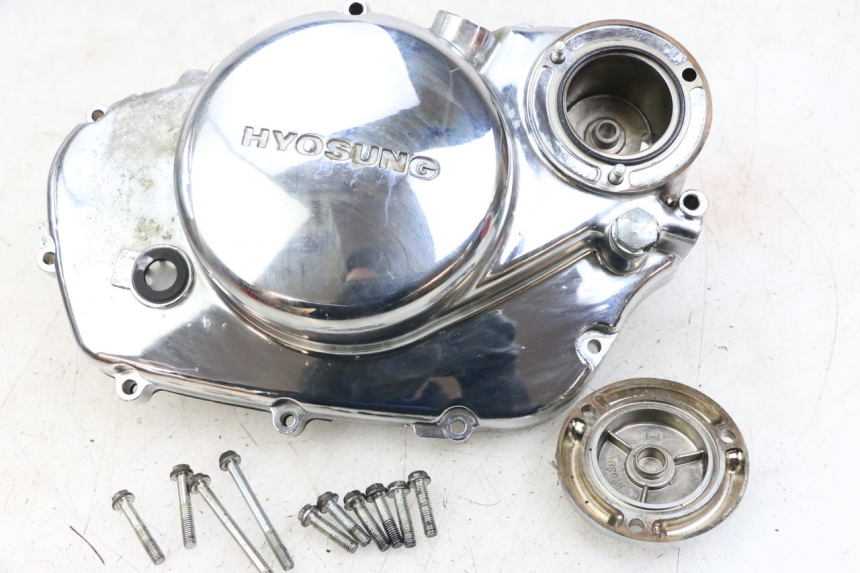 photo de KUPPLUNGSDECKEL HYOSUNG GV AQUILA 125 (2000 - 2009) - Kennzeichnungen und Originalreferenzen