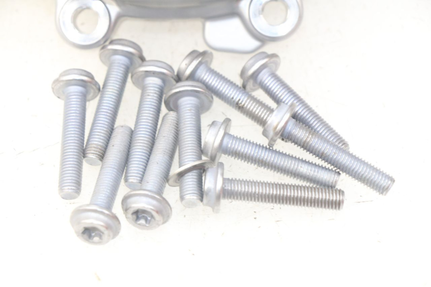 photo de KUPPLUNGSDECKEL BMW F GS K81 850 (2018 - 2023) - Oberflächenzustand und Material