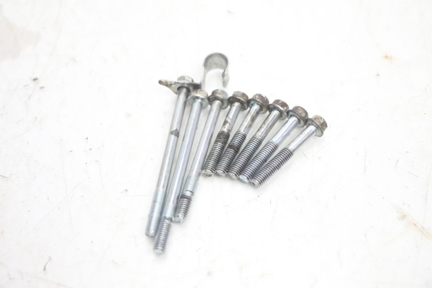 photo de KUPPLUNGSDECKEL APOLLO RFZ 125 - Oberflächenzustand und Material