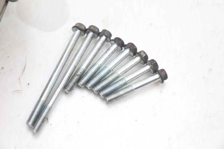 photo de KUPPLUNGSDECKEL APOLLO RFZ 140 - Oberflächenzustand und Material