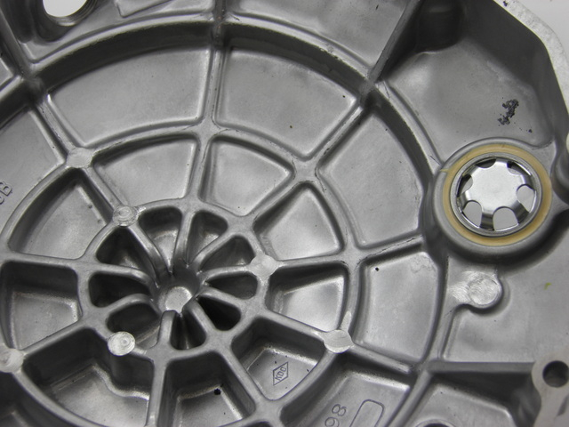 photo de KUPPLUNGSDECKEL SUZUKI GSF BANDIT 1200 (1996 - 1999) - Oberflächenzustand und Material