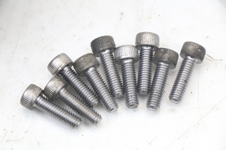 photo de KUPPLUNGSDECKEL YAMAHA TDM ABS 900 (2002 - 2014) - Oberflächenzustand und Material