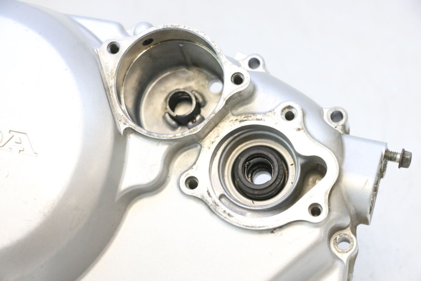 photo de KUPPLUNGSDECKEL HONDA XLV VARADERO 125 (2007 - 2012) - Weitere Ansicht des Artikels