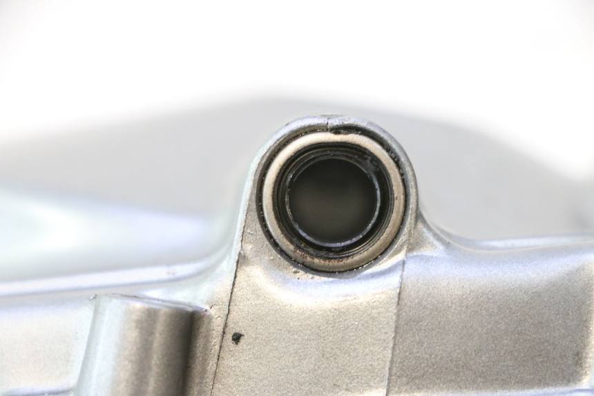 photo de KUPPLUNGSDECKEL KAWASAKI ZZR 600 (1995 - 2004) - Charakteristische Merkmale