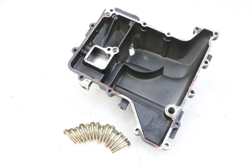 photo de ÖLWANNE MV AGUSTA BRUTALE R WALLY 910 (2008 - 2008) - Detailansicht des Bauteils