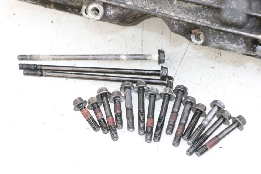 photo de ÖLWANNE KAWASAKI GTR 1000 (1994 - 2004) - Details der Befestigungspunkte