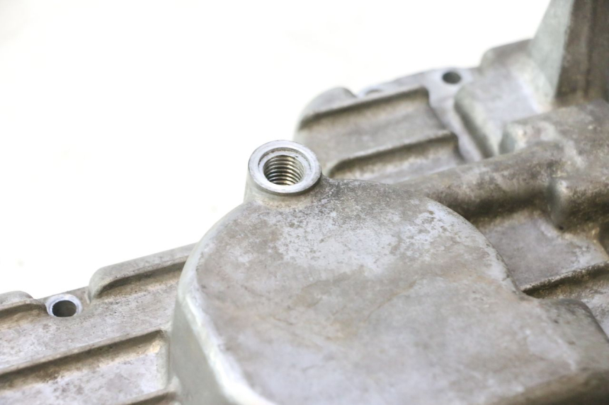photo de ÖLWANNE KAWASAKI ZZR 600 (1995 - 2004) - Details der Befestigungspunkte