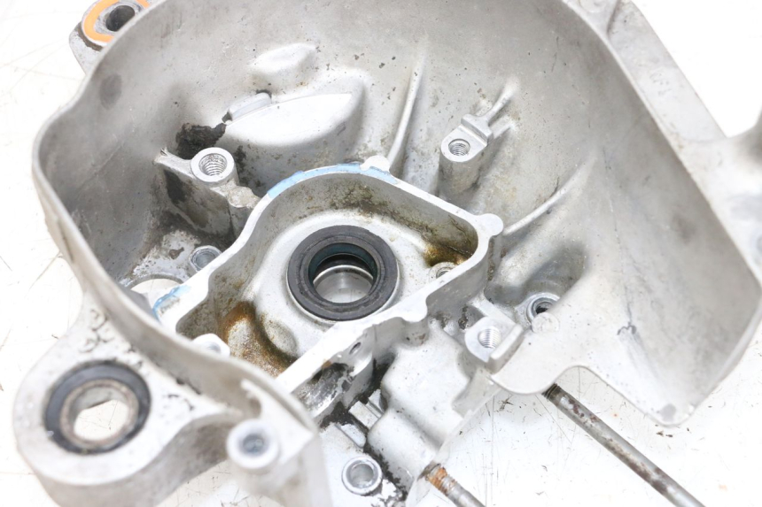 photo de KURBELGEHÄUSE RECHTS MBK BOOSTER SPIRIT NAKED 50 (2004 - 2017) - Weitere Ansicht des Artikels