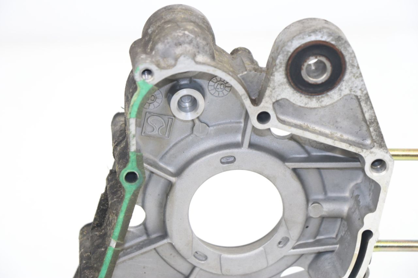 photo de KURBELGEHÄUSE RECHTS DAELIM BESBI 125 (2007 - 2008) - Zoom auf Gebrauchszustand