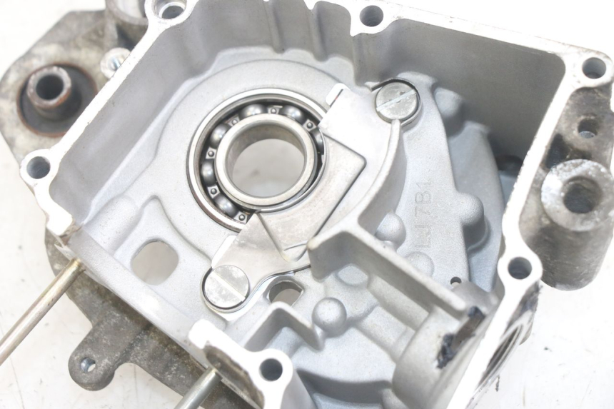 photo de RECHTER MOTORDECKEL TNT MOTOR FASTINO 4T 50 (2013 - 2019) - Gesamtansicht des Produkts