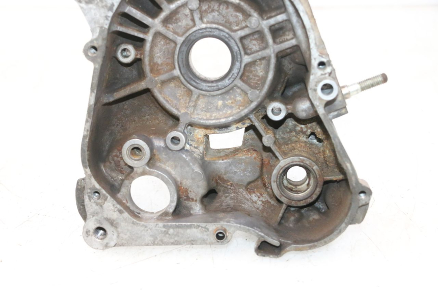 photo de KURBELGEHÄUSE RECHTS HONDA FES PANTHEON 2T 125 (1998 - 2002) - Oberflächenzustand und Material