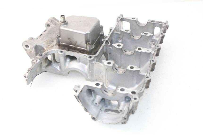 photo de KURBELGEHÄUSE RECHTS SUZUKI GSX-R GSXR 600 (2001 - 2003) - Technische Nahaufnahme